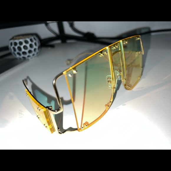 Fenty yellow sunglasses - Picture 5 of 13